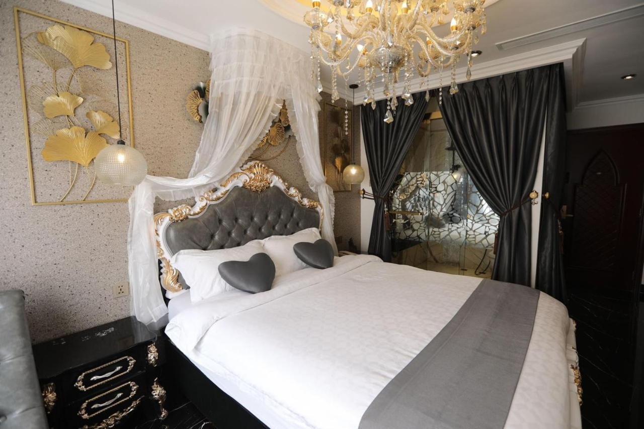 Enjoy Boutique Saigon